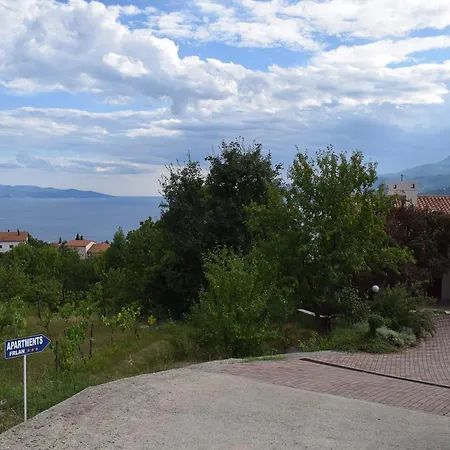 アパート Frlan *