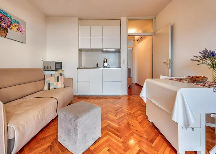 Frlan Appartement *
