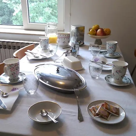 Frlan Apartment *